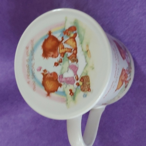 VINTAGE Hallmark Mug Mates, Betsy Clark 1983 Precious Moments Best Friends Mug - Picture 2 of 8
